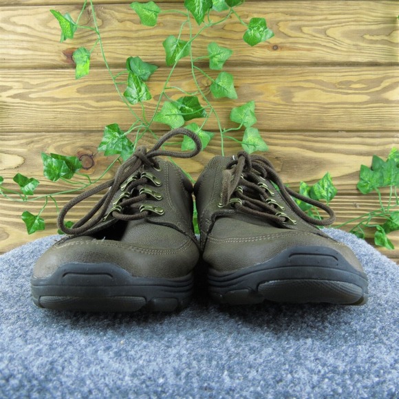 SKECHERS Classic Fit Men Sneaker Shoes Brown Lace‎ Up Size 8.5 Medium - Picture 2 of 10